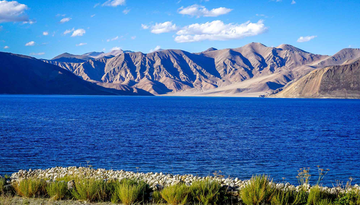 Kashmir & Leh Ladakh Tour Itinerary  10 Nights | 11 Days
